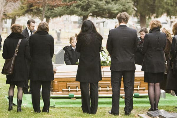 funeral etiquette